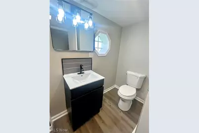 558 Lessig Avenue, Springfield, OH 44312 - Photo 9