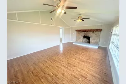 558 Lessig Avenue, Springfield, OH 44312 - Photo 11