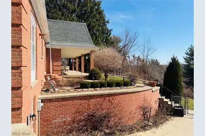 2950 Ash Meadows Boulevard, Zanesville, OH 43701 - Photo 3