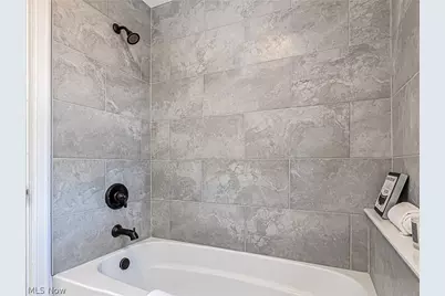 931 Amelia Avenue, Akron, OH 44302 - Photo 35