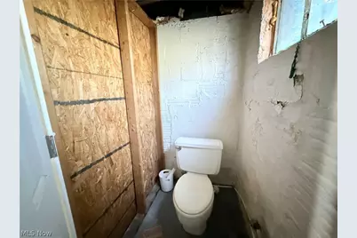 837 Eastland Avenue, Akron, OH 44305 - Photo 33