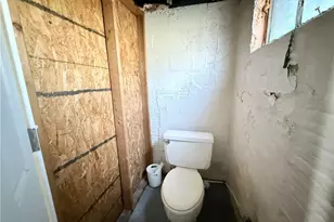 837 Eastland Ave, Akron, OH 44305 - Photo 33