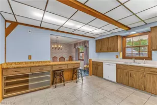 1913 Alcott Ln, Brunswick, OH 44212 - Photo 9