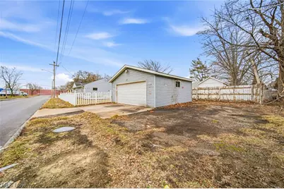 14609 Hale Avenue, Loveland, OH 44110 - Photo 23