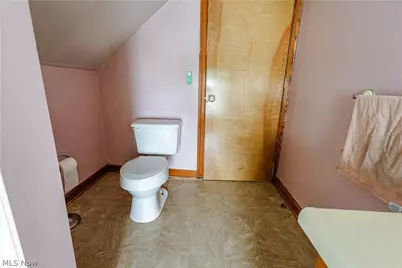 16352 and 16350 Nauvoo Rd, Middlefield, OH 44062 - Photo 35