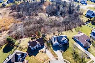 195 Willow Bend Dr, Canfield, OH 44406 - Photo 3