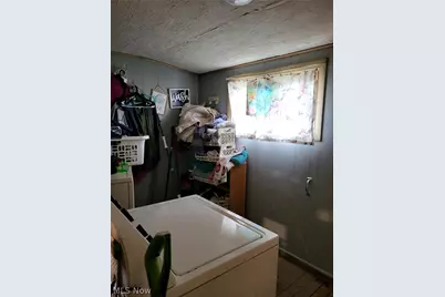 234 Locust Street, Coshocton, OH 43812 - Photo 11