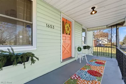 1653 Bedford Avenue SW, Canton, OH 44706 - Photo 3