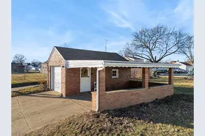 1653 Bedford Avenue SW, Canton, OH 44706 - Photo 7