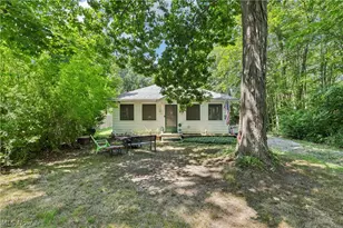 105 Hartzell Rd, North Benton, OH 44449 - Photo 3