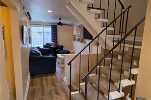 9284 Willow Ln, Olmsted Falls, OH 44138 - Photo 5