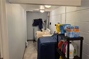 9284 Willow Ln, Olmsted Falls, OH 44138 - Photo 15