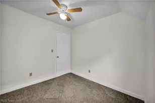 1023 W Washington Ave, Lorain, OH 44052 - Photo 25