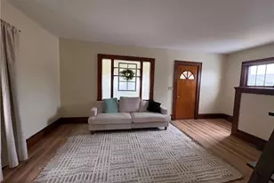 316 Bank Ln SE, New Philadelphia, OH 44663 - Photo 5