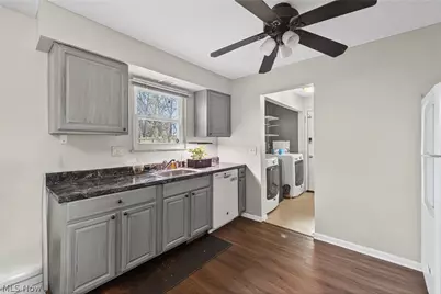 1540 E 298th Street, Wickliffe, OH 44092 - Photo 15