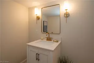 23095 Foster Rd, Wellington, OH 44090 - Photo 21