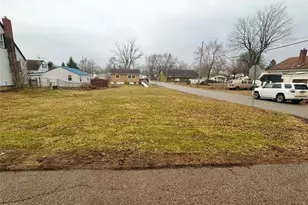 2616 Taft Ave NE, Canton, OH 44705 - Photo 1