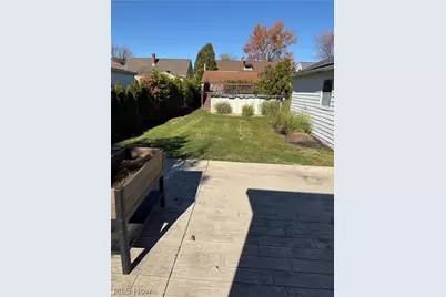 30401 Mildred Drive, Willowick, OH 44095 - Photo 15