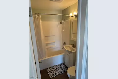 30401 Mildred Drive, Willowick, OH 44095 - Photo 9