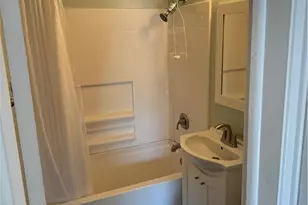 30401 Mildred Dr, Willowick, OH 44095 - Photo 9