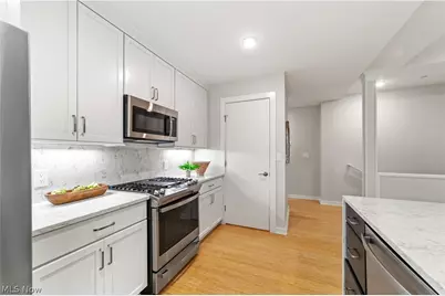 2044 Random Road #101, Loveland, OH 44106 - Photo 15