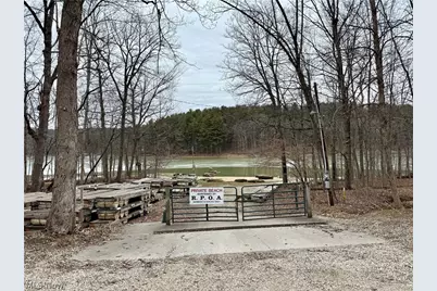 3201 Parkland Drive SW, Carrollton, OH 44615 - Photo 35