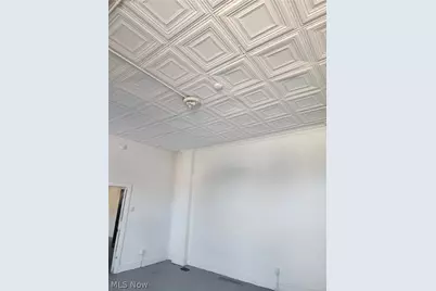 9222-26 Madison Avenue, Loveland, OH 44102 - Photo 15