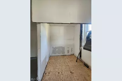 9222-26 Madison Avenue, Loveland, OH 44102 - Photo 13