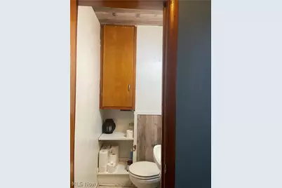 403 Nassau Street W, East Canton, OH 44730 - Photo 11