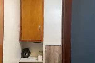 403 Nassau Street W, East Canton, OH 44730 - Photo 11