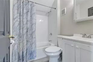 3279 W 44th St, Loveland, OH 44109 - Photo 15