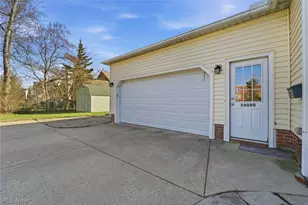 26080 Bagley Rd, Olmsted Falls, OH 44138 - Photo 37