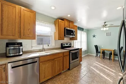 26080 Bagley Road, Olmsted Falls, OH 44138 - Photo 9