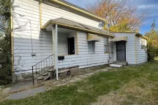 2919 E 64th St, Loveland, OH 44127 - Photo 3