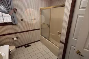 2904 Camelot Ct, Willoughby Hills, OH 44092 - Photo 23