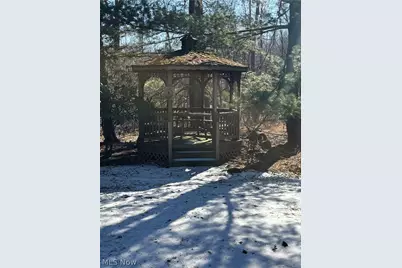 2904 Camelot Court, Willoughby Hills, OH 44092 - Photo 37