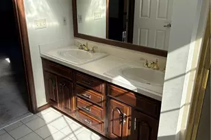 2904 Camelot Ct, Willoughby Hills, OH 44092 - Photo 27