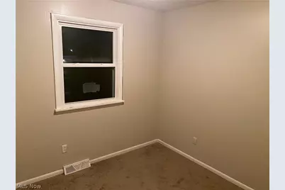618 N Hartford Avenue, Youngstown, OH 44509 - Photo 9