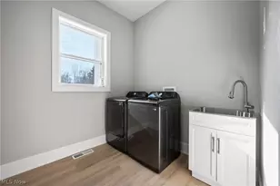 2069 Mattingly Rd, Hinckley, OH 44233 - Photo 23