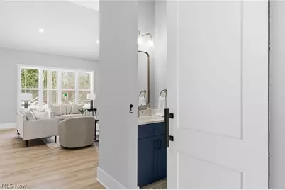 2069 Mattingly Road, Hinckley, OH 44233 - Photo 11