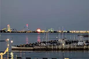 401 W Shoreline Dr, Sandusky, OH 44870 - Photo 17