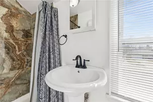 5039 Fairlawn Rd, Lyndhurst, OH 44124 - Photo 25