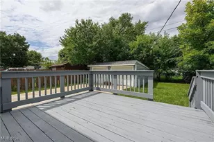 5550 Grasmere Ave, Maple Heights, OH 44137 - Photo 7