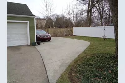 202 Elmford Avenue SW, Massillon, OH 44646 - Photo 5