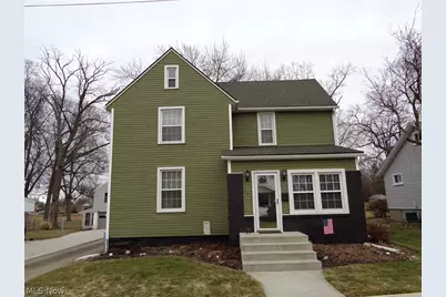 202 Elmford Avenue SW, Massillon, OH 44646 - Photo 1