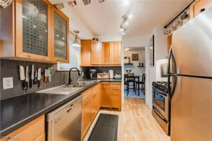 17413 Glenshire Ave, Loveland, OH 44135 - Photo 9