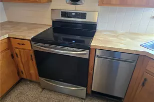 267 Milan Ave, Amherst, OH 44001 - Photo 7