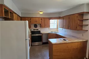 267 Milan Ave, Amherst, OH 44001 - Photo 3