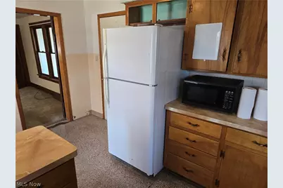 267 Milan Avenue, Amherst, OH 44001 - Photo 5