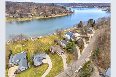 254 W Mohawk Drive, Malvern, OH 44644 - Photo 33